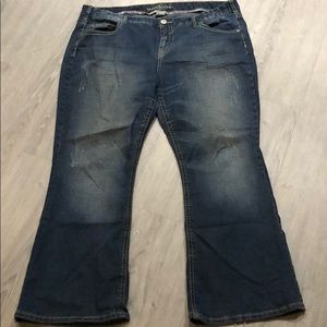Maurice’s Distressed briana Jeans size 20 Short